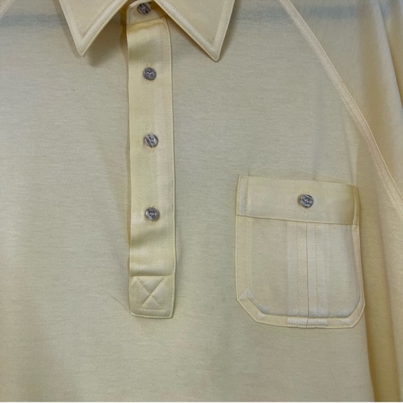 Heywood House, Vintage Polyester Polo Shirt. Similar to a Large. Nice condition! - Picture 2 of 5